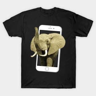 Elepfant with phone - Wildlife in Africa T-Shirt